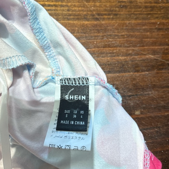 SHEIN Pink and Orange Crop Top with Tie Front and Puffed Sleeves - Picture 3 of 3